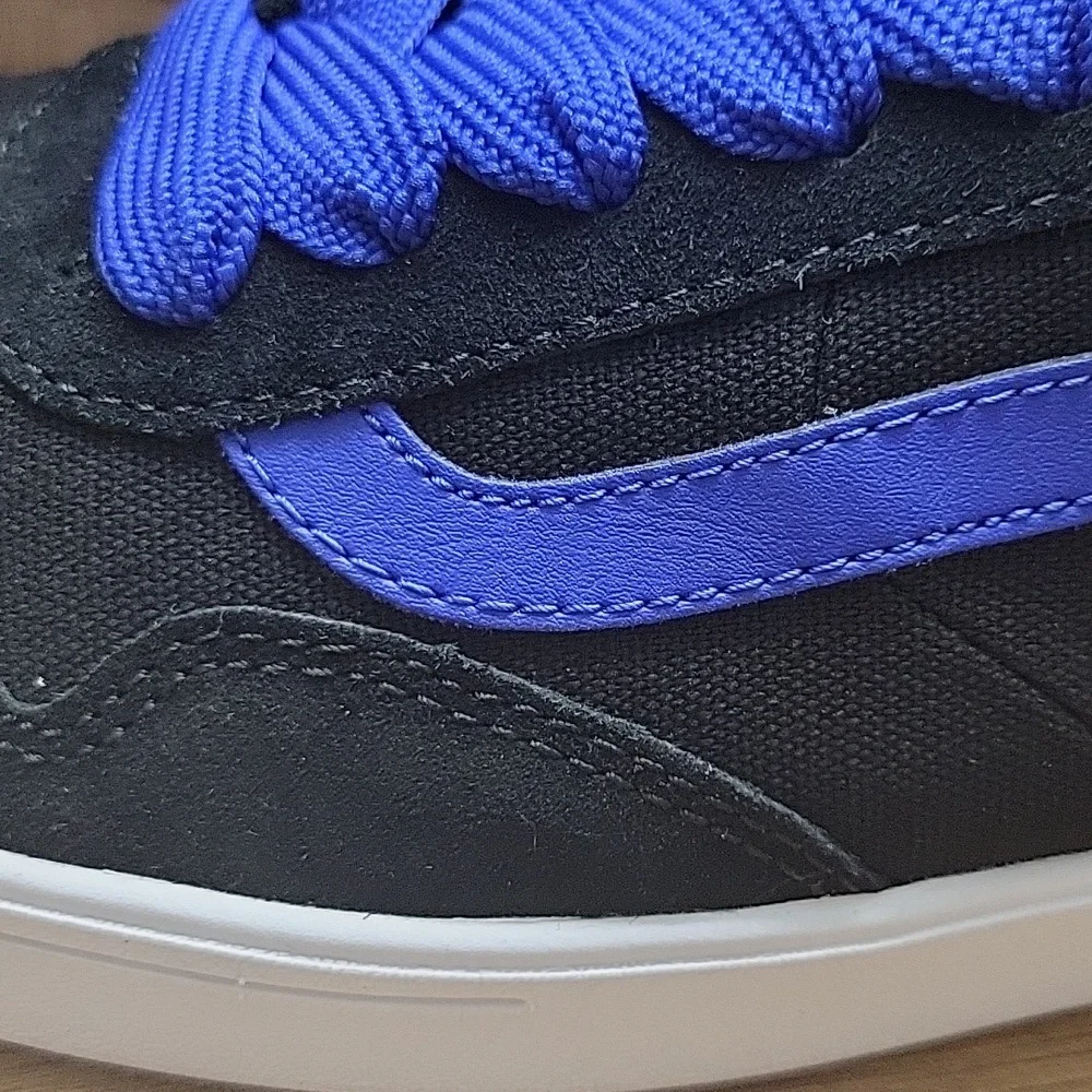 Van's Cruze Too Cc Brand new in the box authentic uper leather and textile.